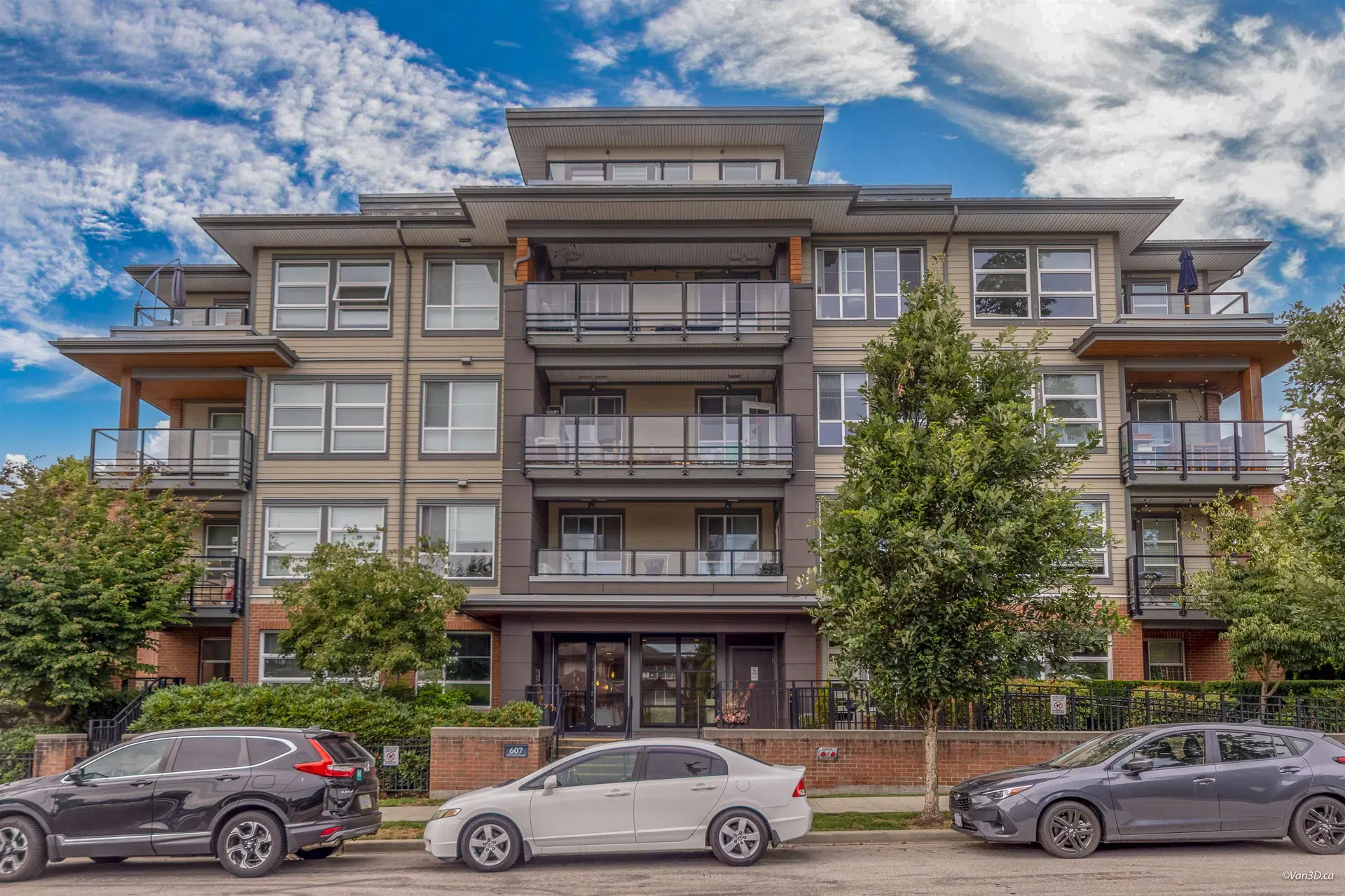 Photo 1 of 30 at #104 – 607 Cottonwood Avenue