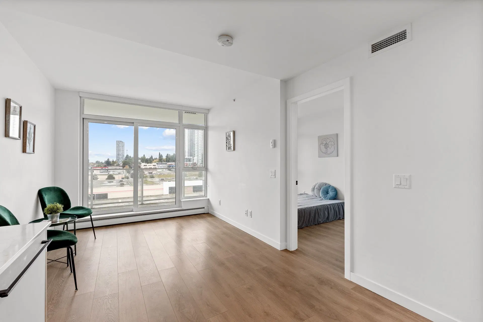 Photo 5 of 25 at #701 – 13685 102 Avenue