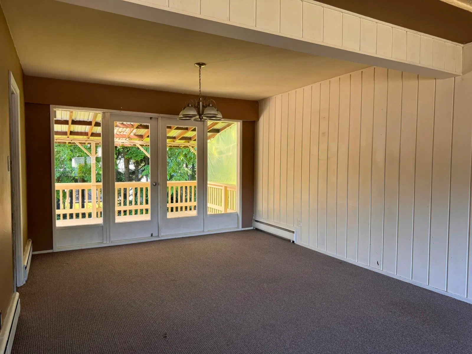Photo 4 of 10 at 21729 124 Avenue