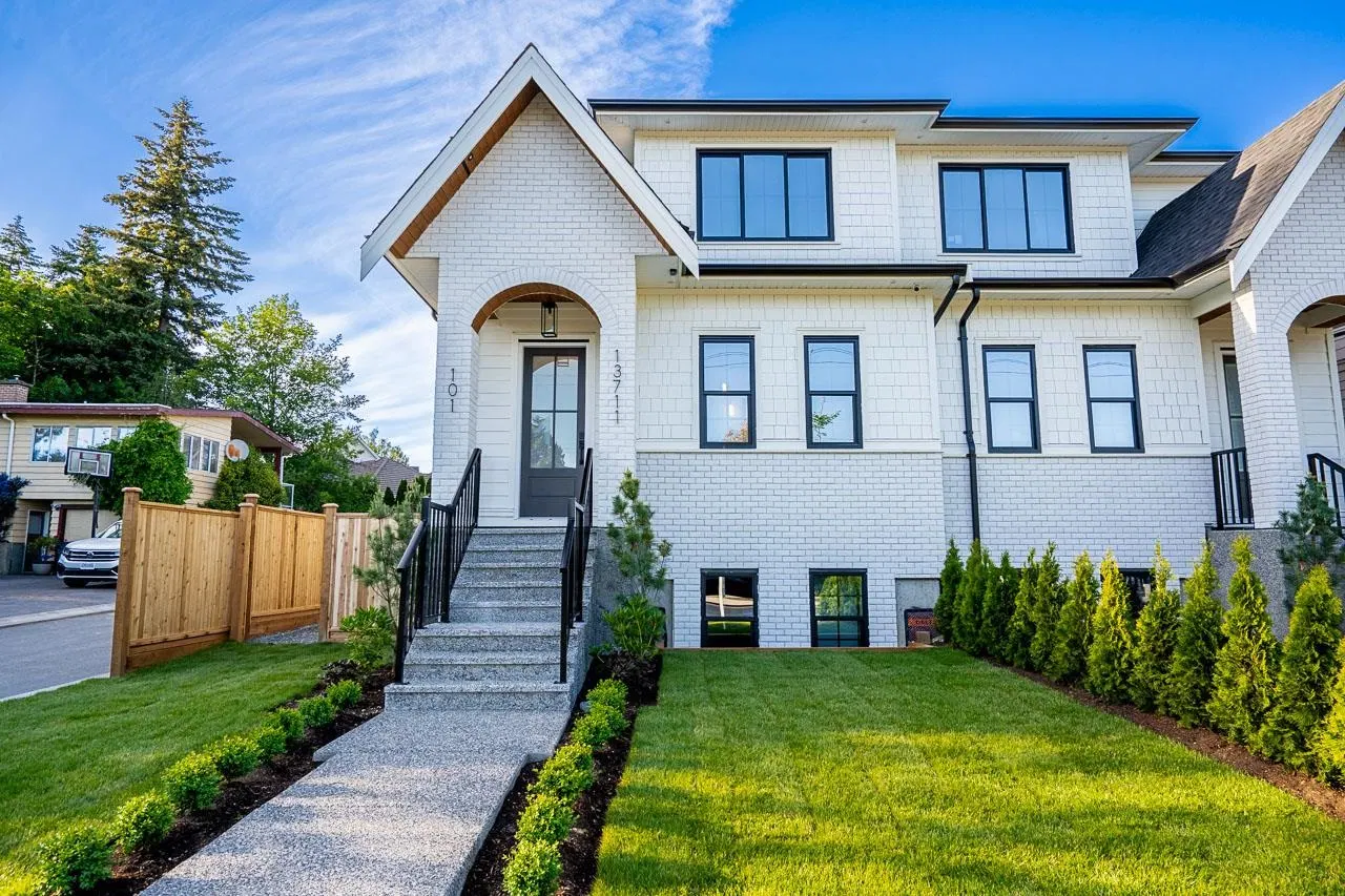 Photo 1 of 39 at #101 – 13711 16 Avenue