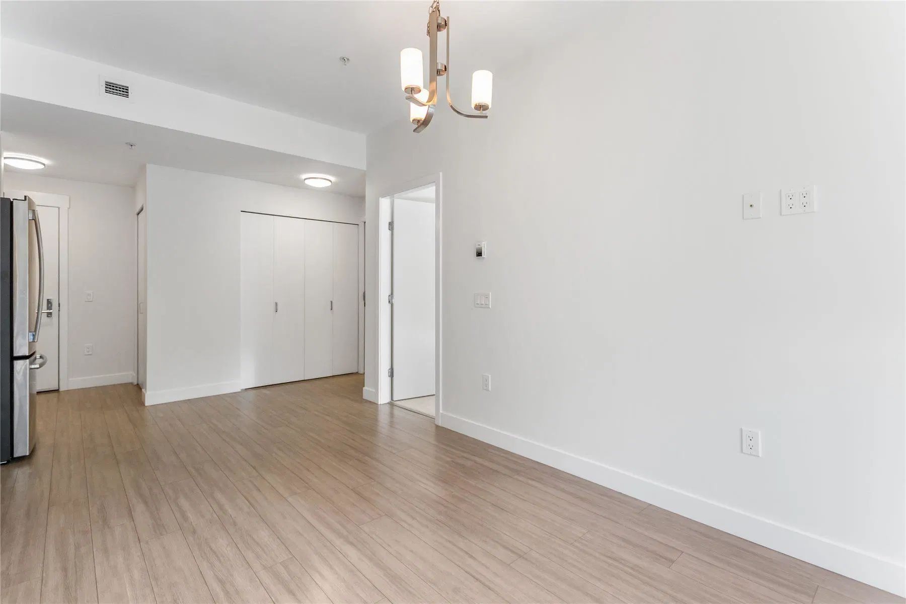 Photo 5 of 29 at #206 – 3365 E 4th Avenue