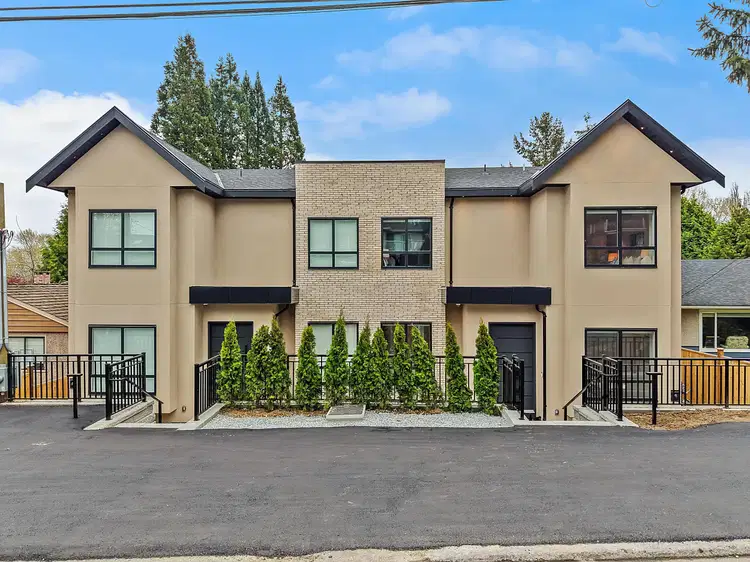 #2 – 6070 Elgin Avenue