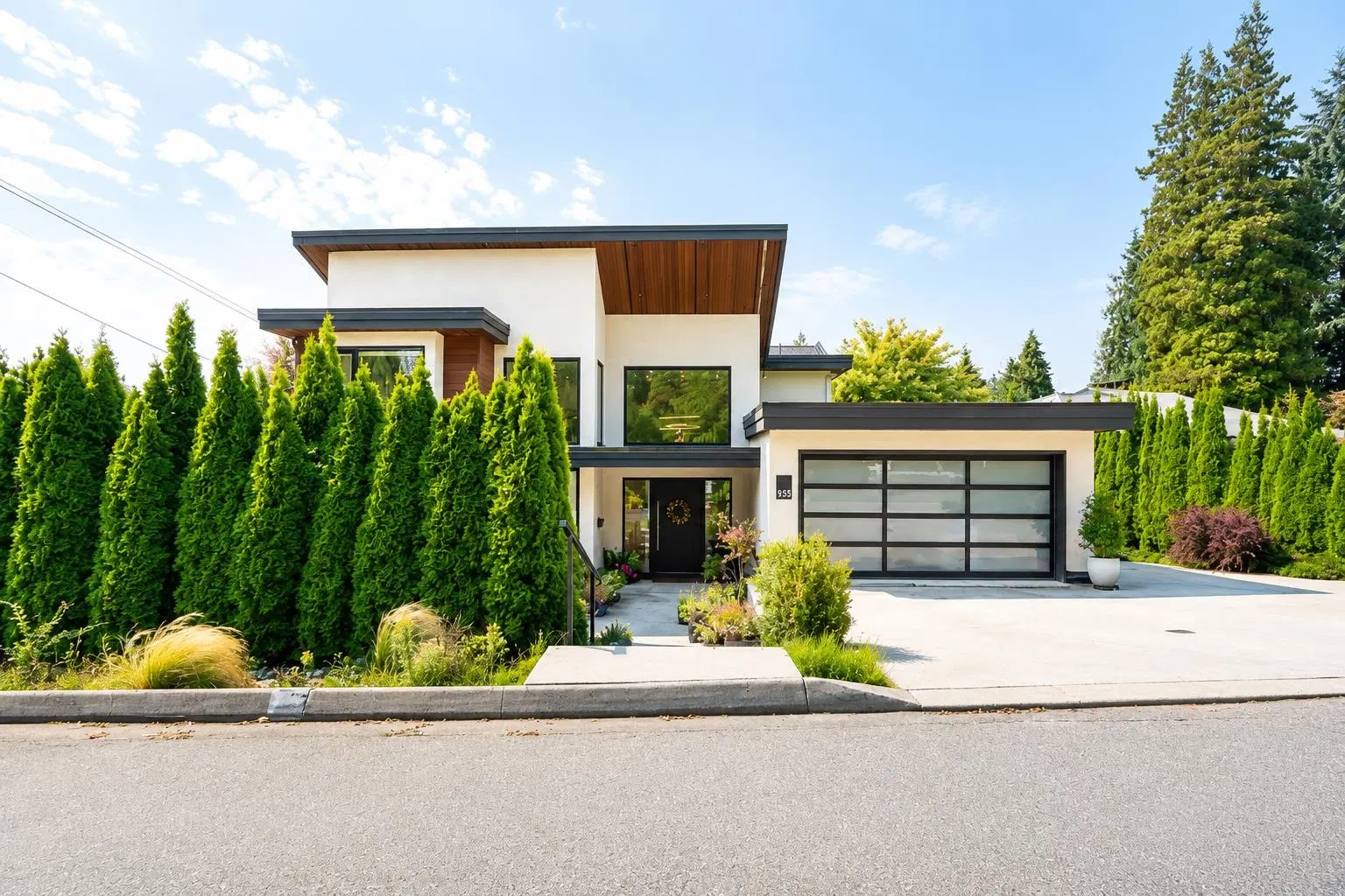 Photo 1 of 40 at 955 Forest Hills Drive
