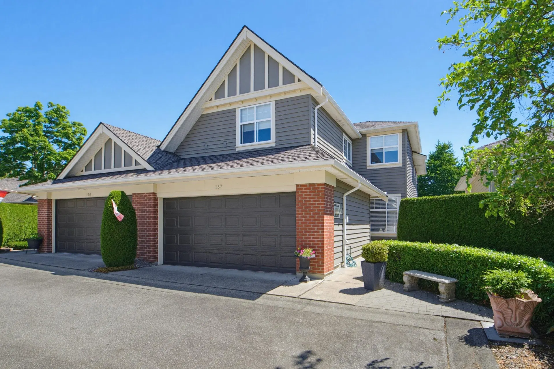 Photo 1 of 37 at #137 – 15500 Rosemary Heights Crescent