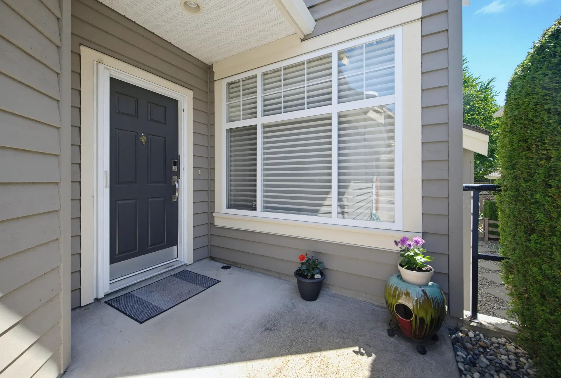 Photo 2 of 37 at #137 – 15500 Rosemary Heights Crescent