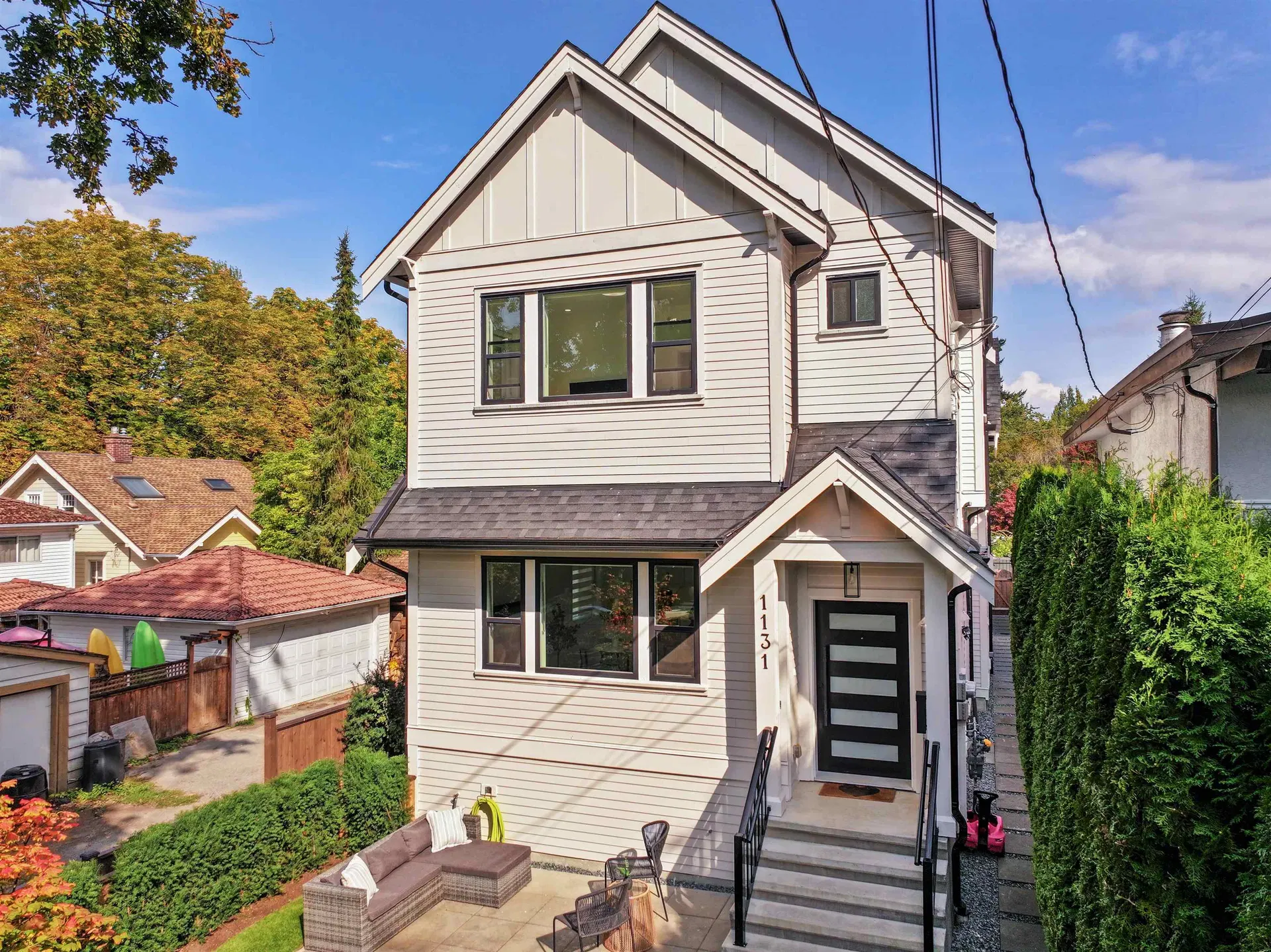 Photo 2 of 40 at 1131 E 23rd Avenue