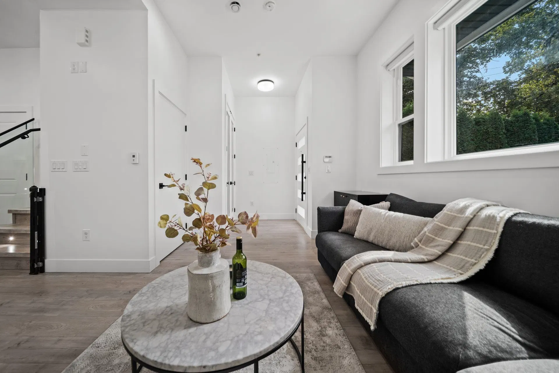 Photo 5 of 40 at 1131 E 23rd Avenue