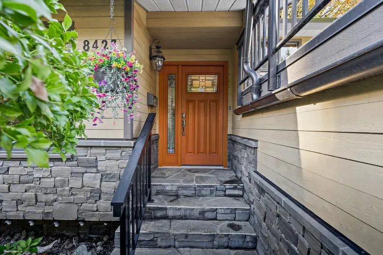 Photo 4 of 40 at 8423 Arbour Place