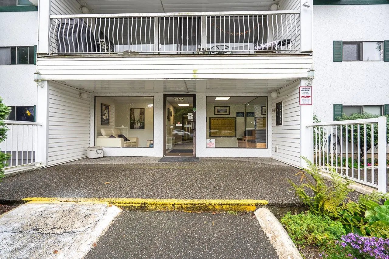 Photo 2 of 40 at #303 – 33464 George Ferguson Way