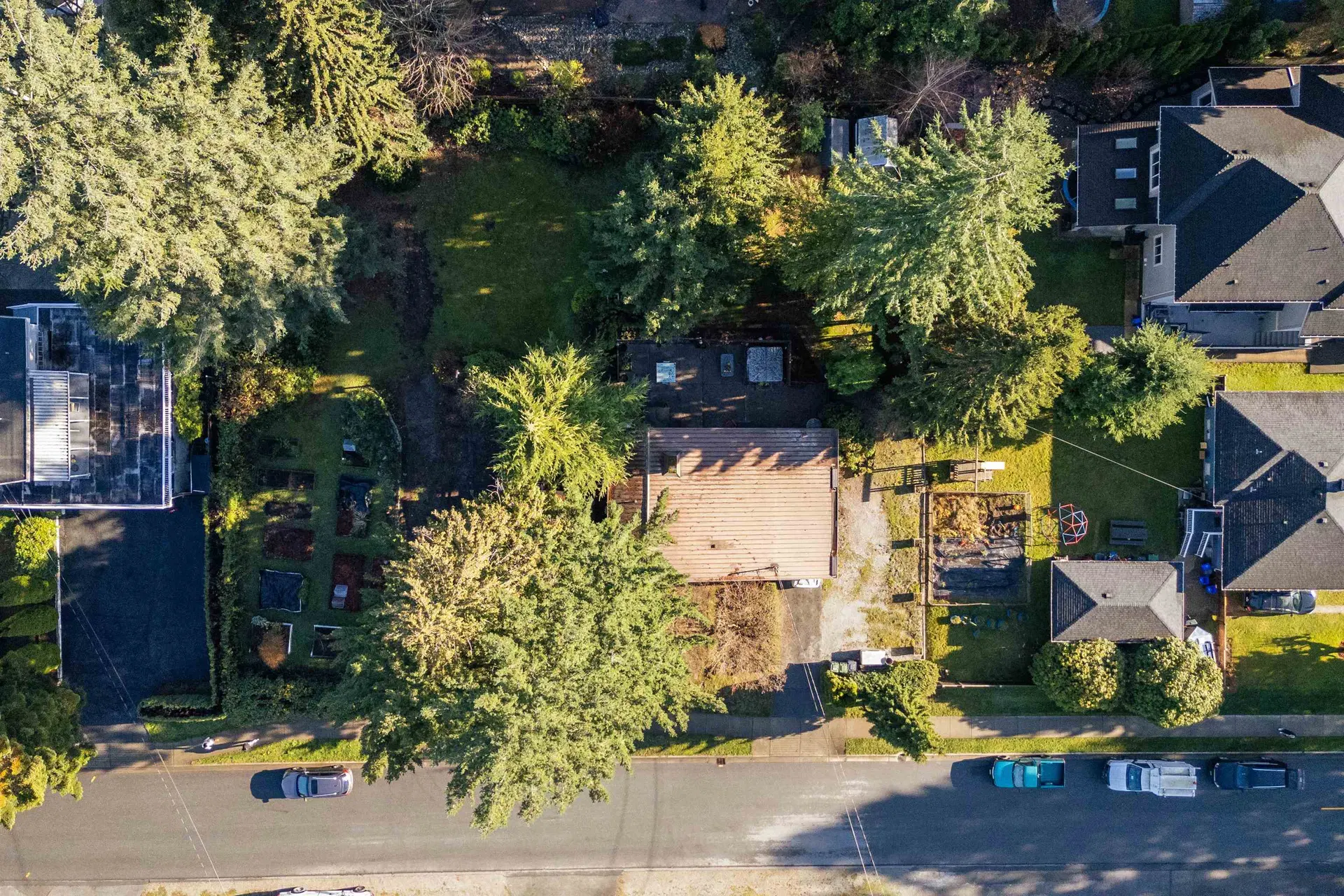 Photo 2 of 40 at 655 Macintosh Street