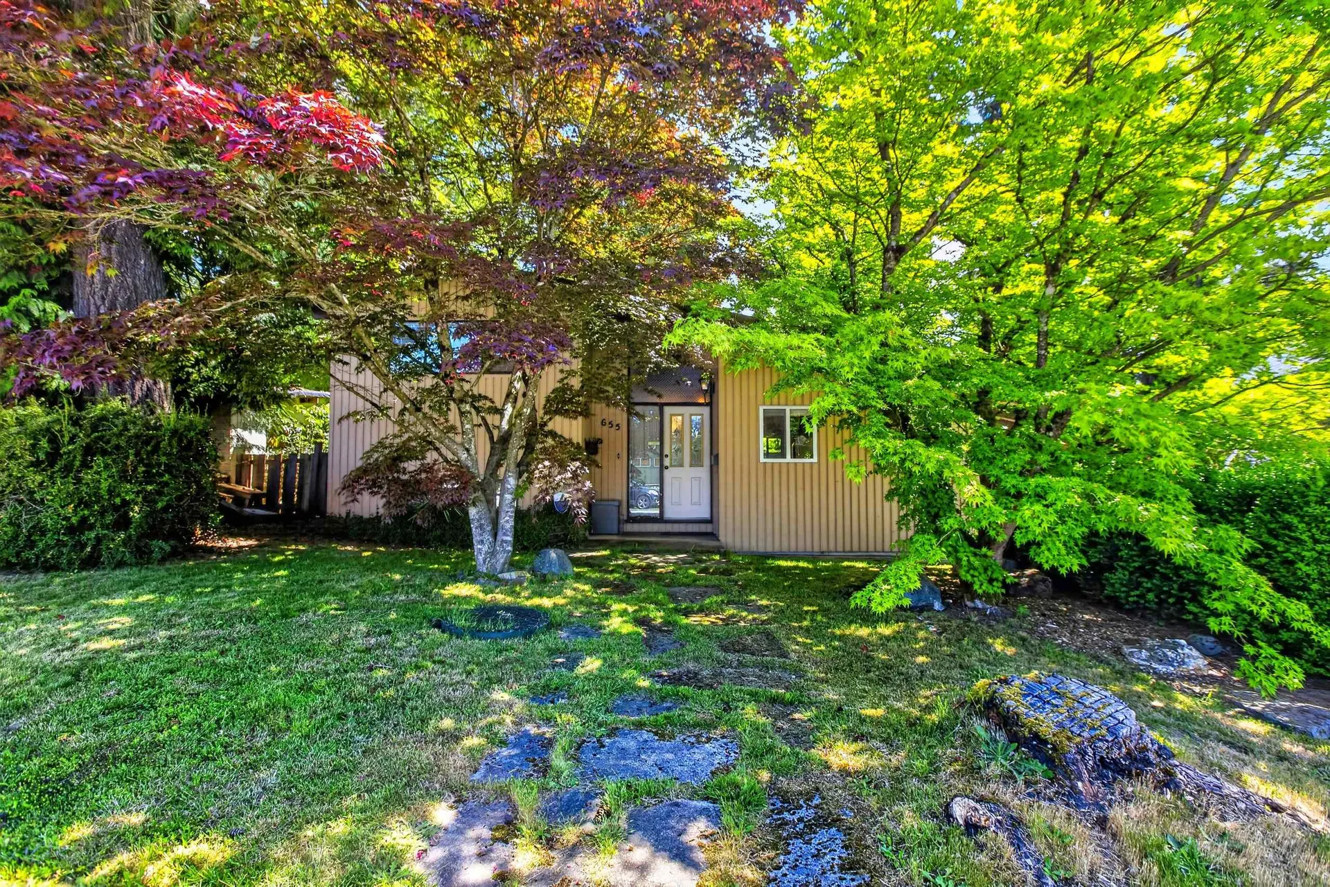 Photo 4 of 40 at 655 Macintosh Street