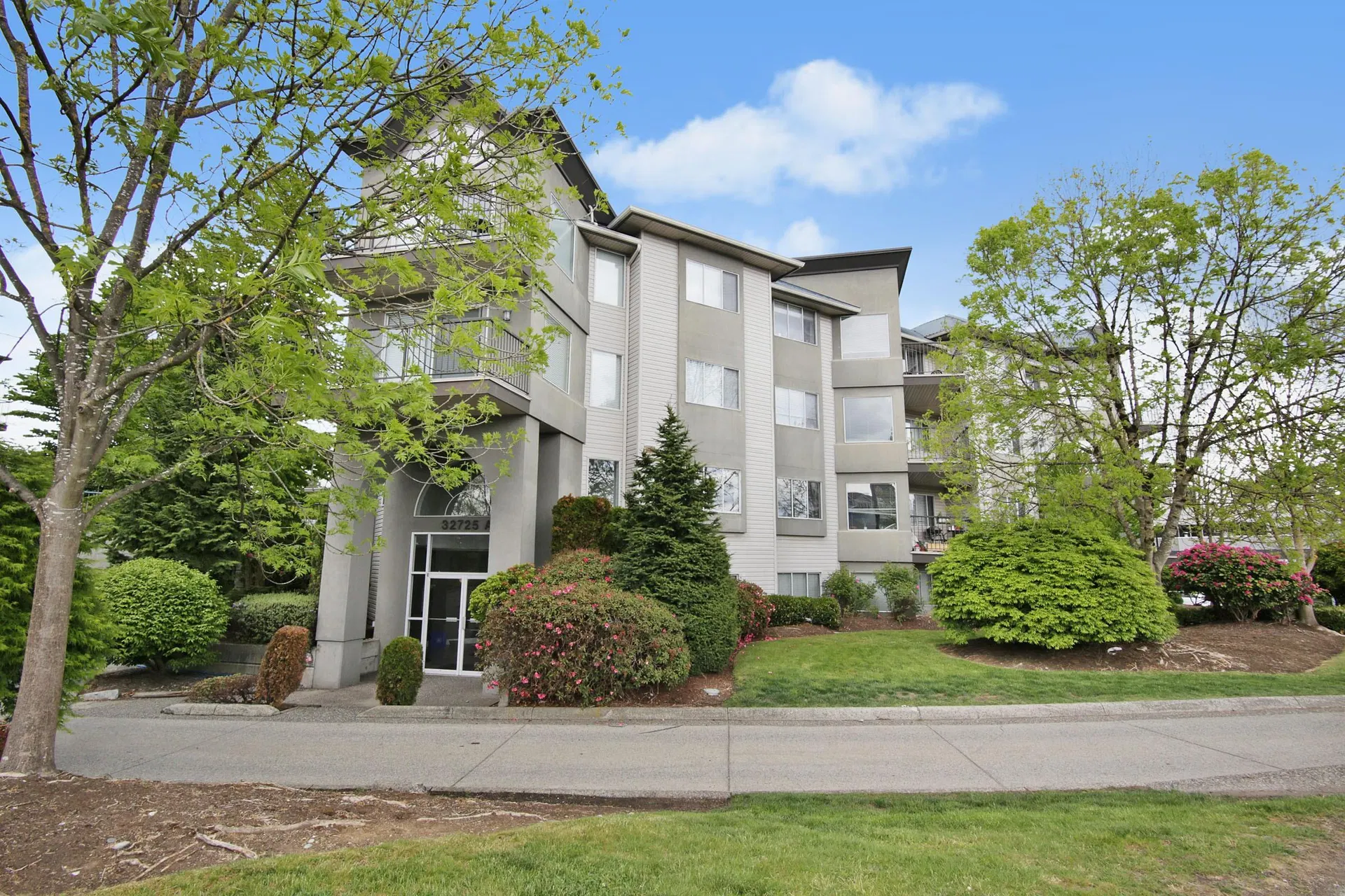 Photo 2 of 25 at #309 – 32725 George Ferguson Way