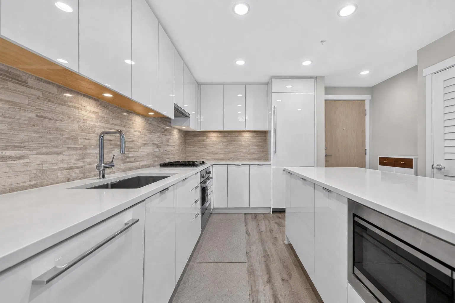 #307 – 9233 Odlin Road