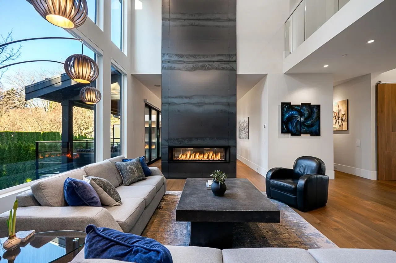 Photo 4 of 35 at 1877 126 Street