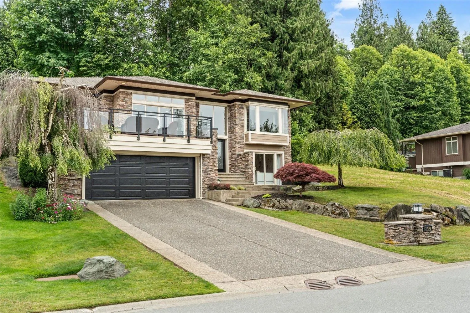 Photo 2 of 40 at #204 – 51075 Falls Court