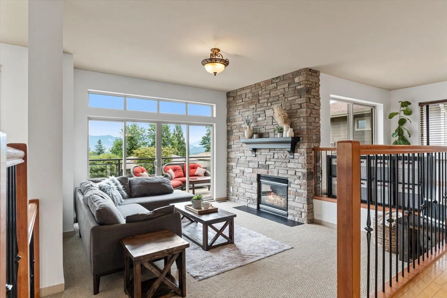 Photo 5 of 40 at #204 – 51075 Falls Court