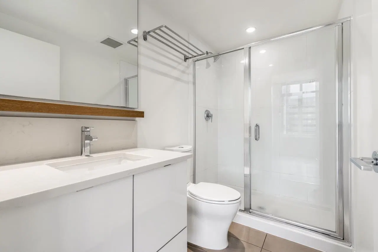 Photo 5 of 29 at #907 – 200 Nelson's Crescent