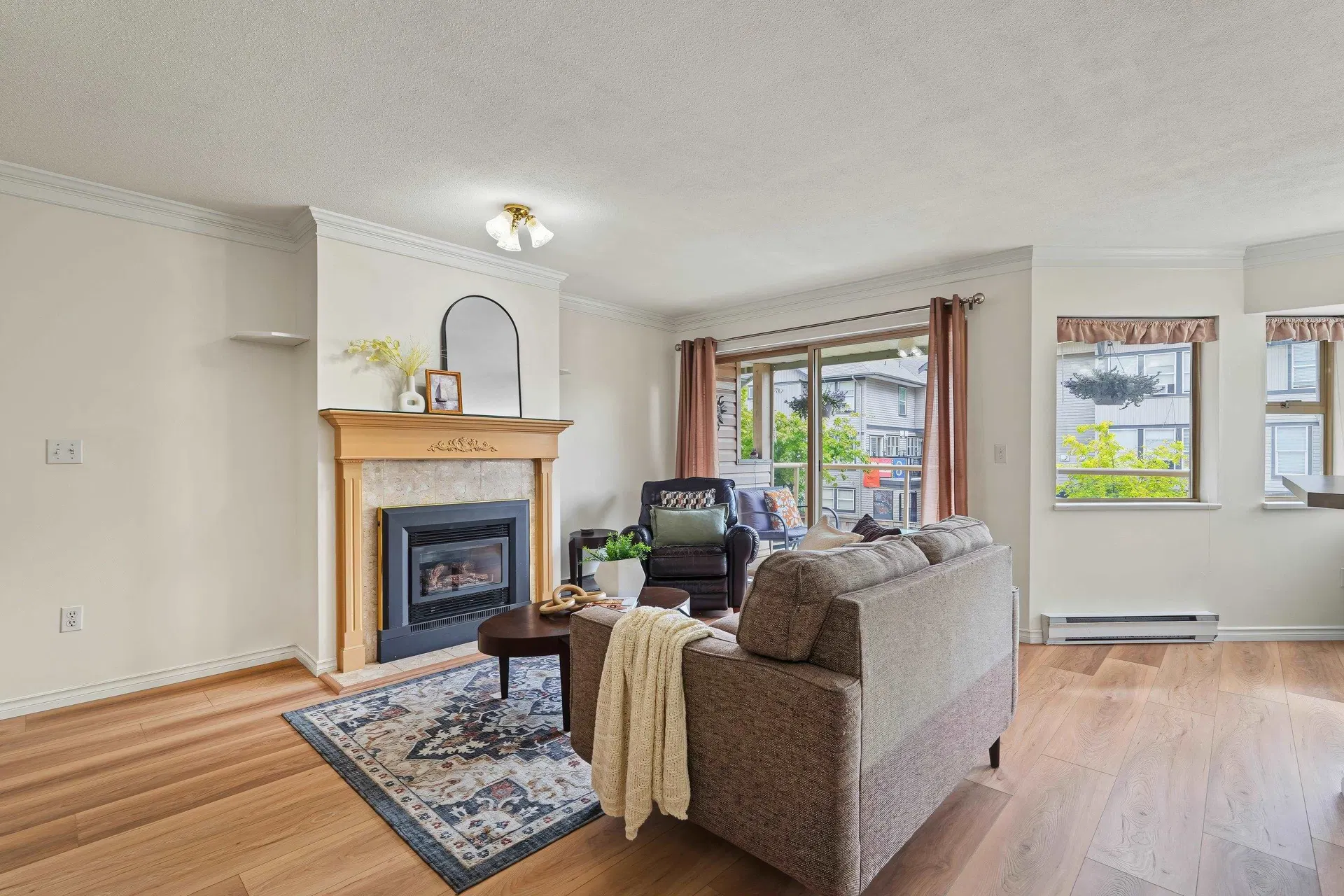 Photo 2 of 31 at #204 – 5464 201a Street