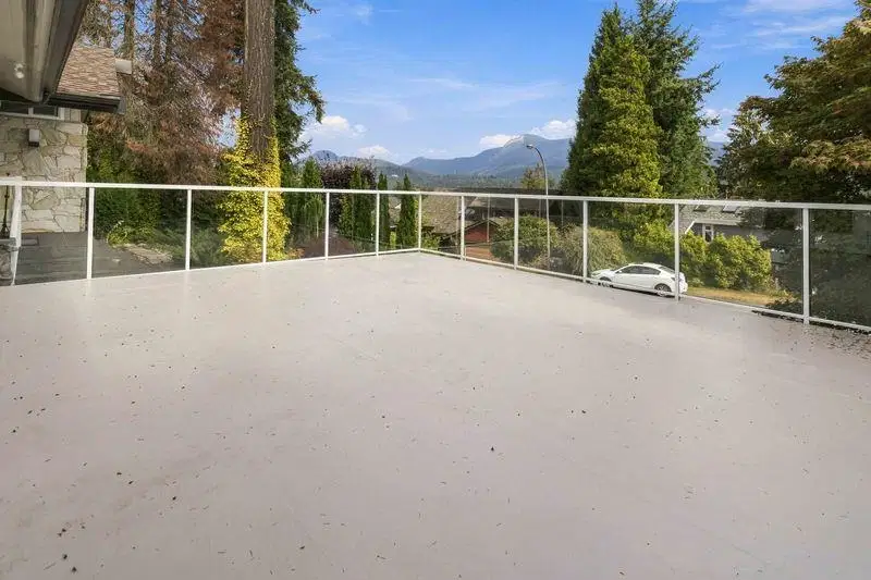 734 Carleton Drive
