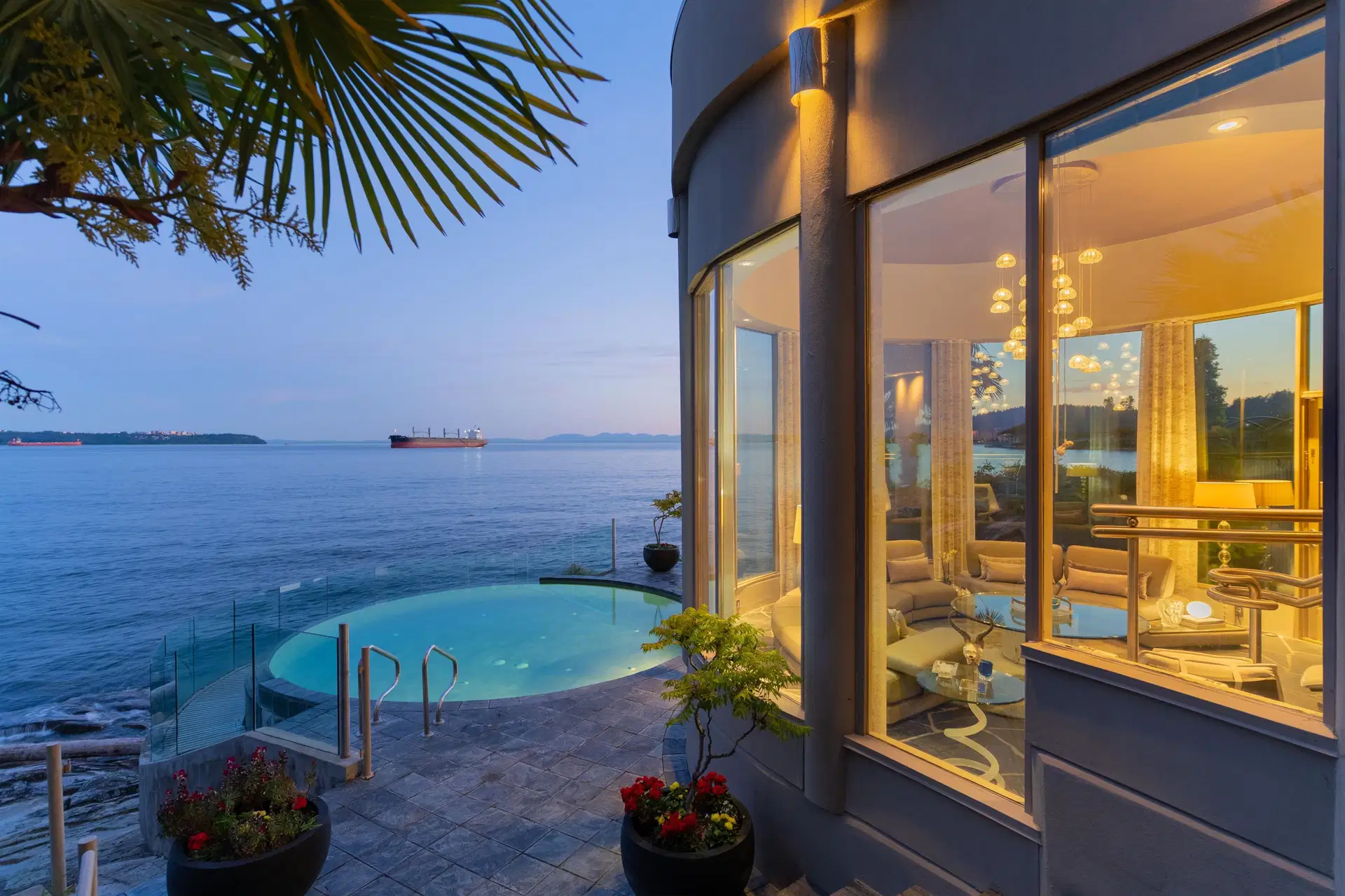 3912 Marine Drive