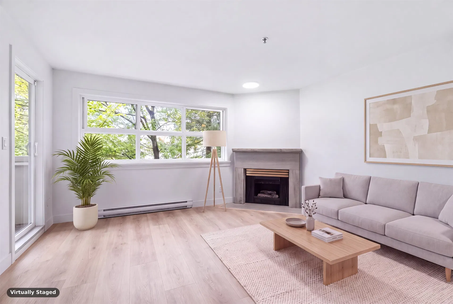 Photo 2 of 35 at #305 – 2928 Commercial Drive