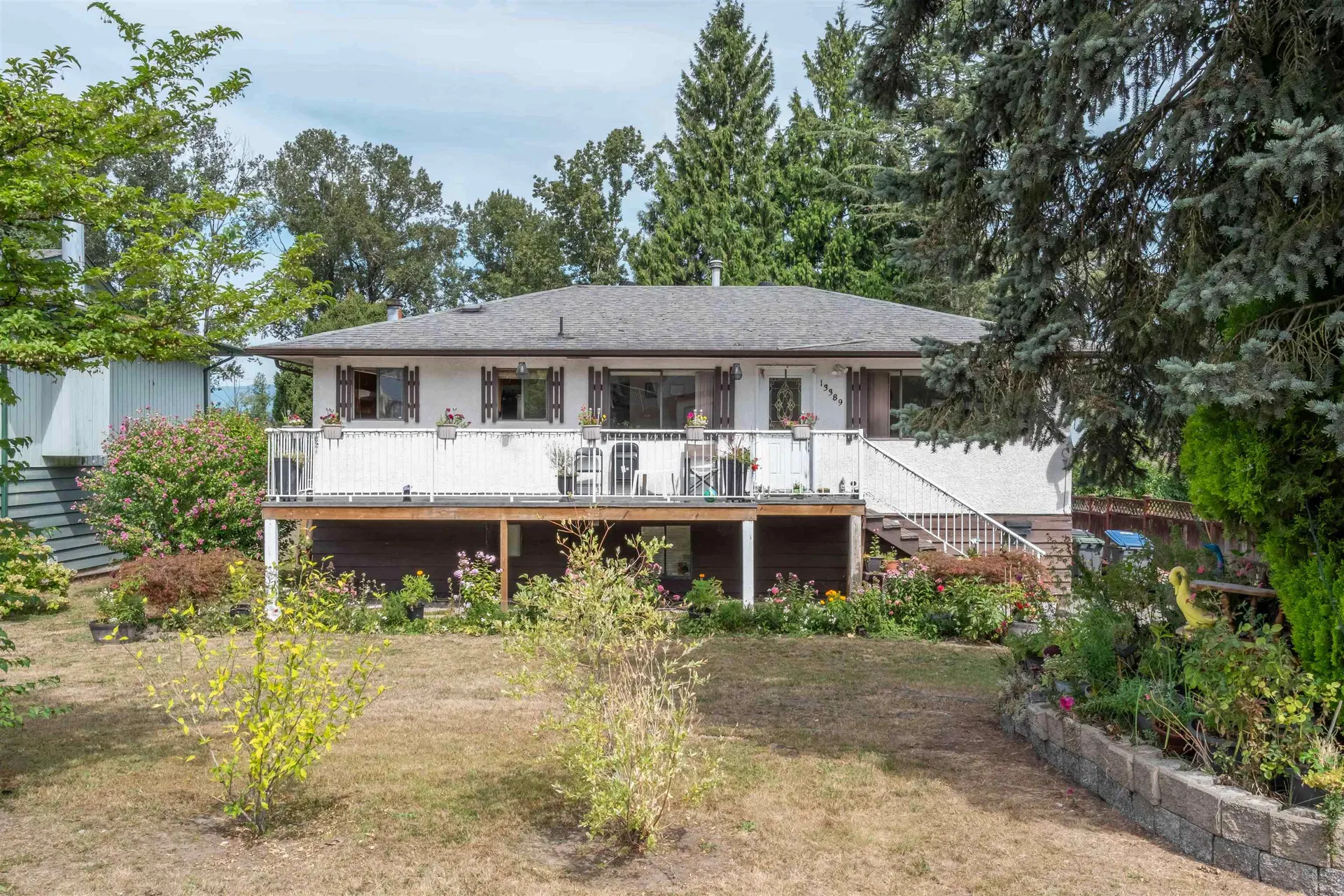 Photo 2 of 27 at 13389 Crestview Drive