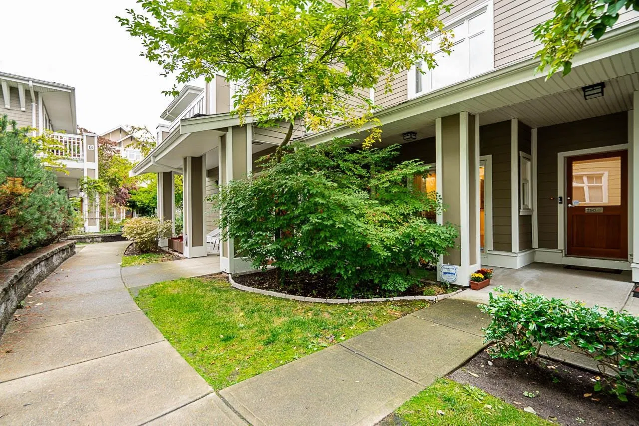 Photo 5 of 40 at #160 – 7388 Macpherson Avenue