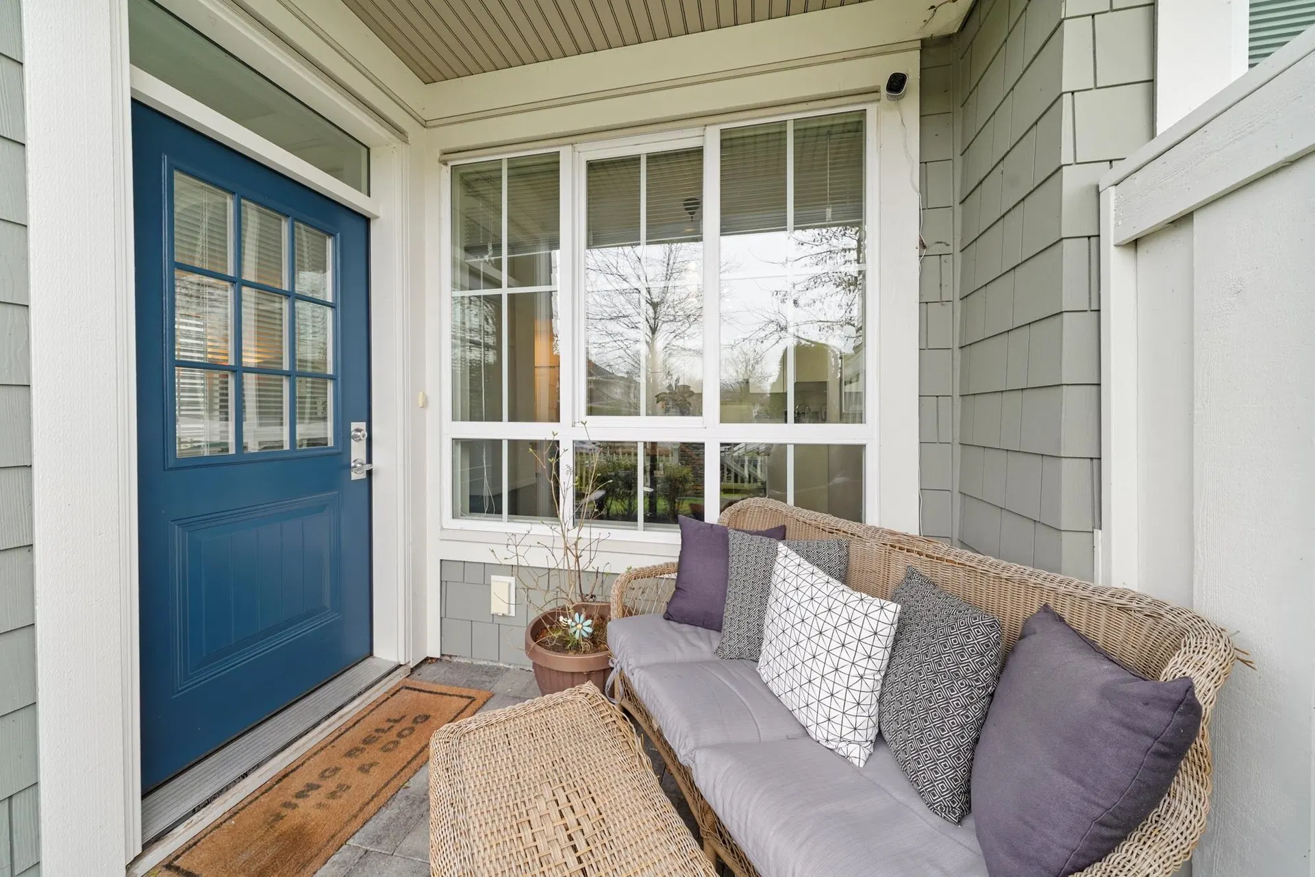 Photo 4 of 37 at #17 – 5510 Admiral Way