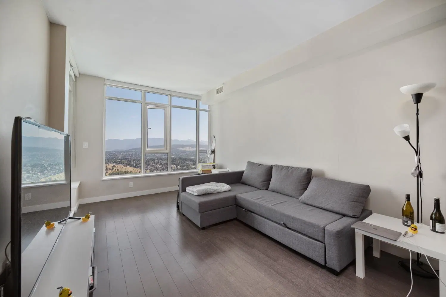 Photo 2 of 31 at #3808 – 4508 Hazel Street