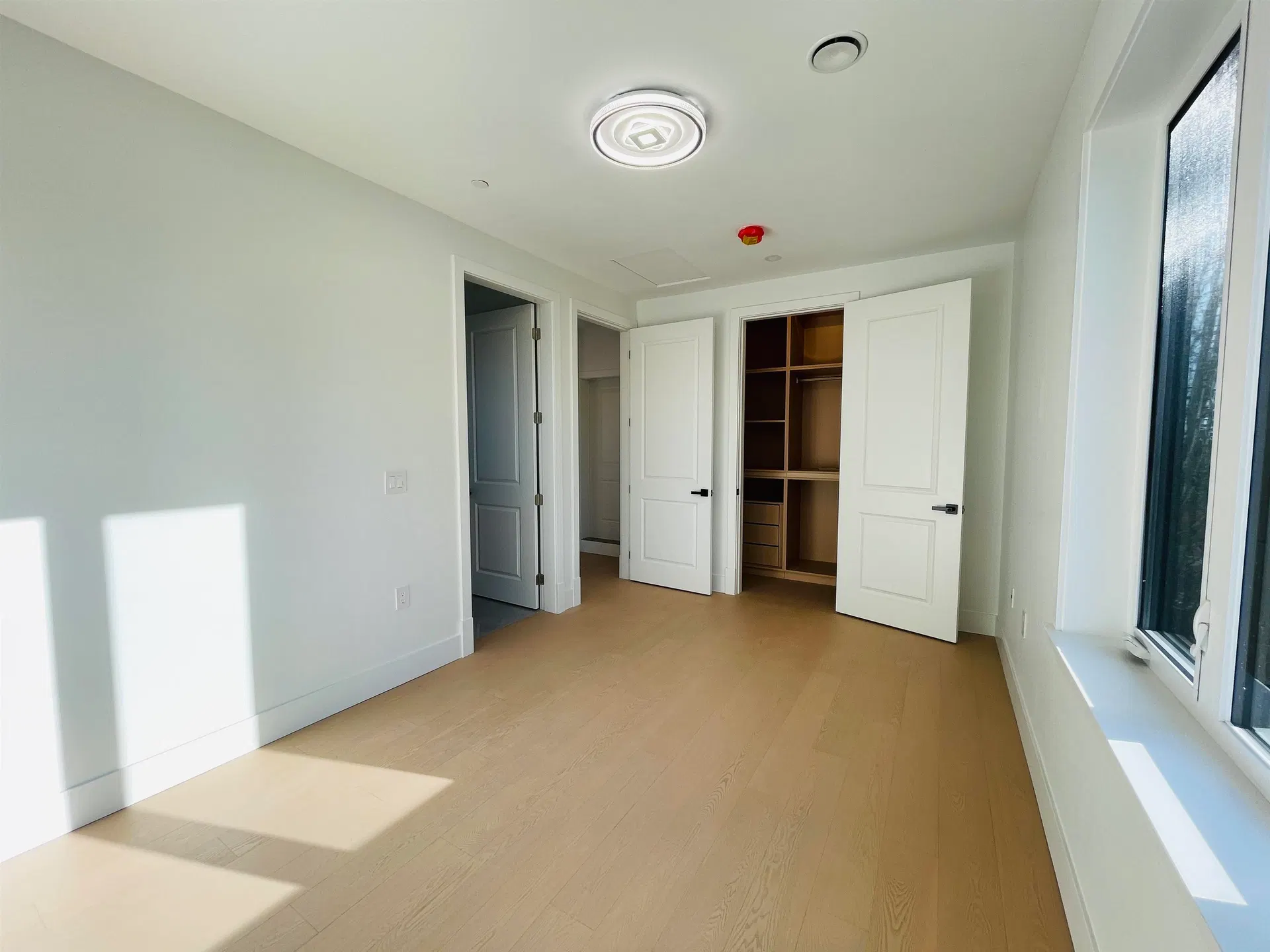 Photo 5 of 18 at #1 – 2452 Harrison Drive