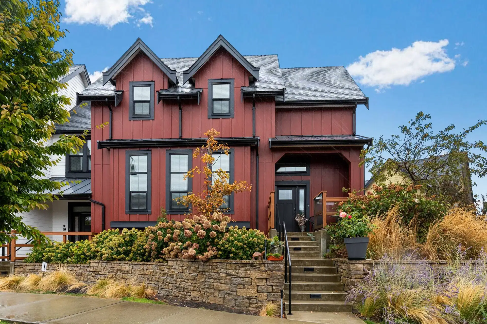#26 – 6429 Market Avenue