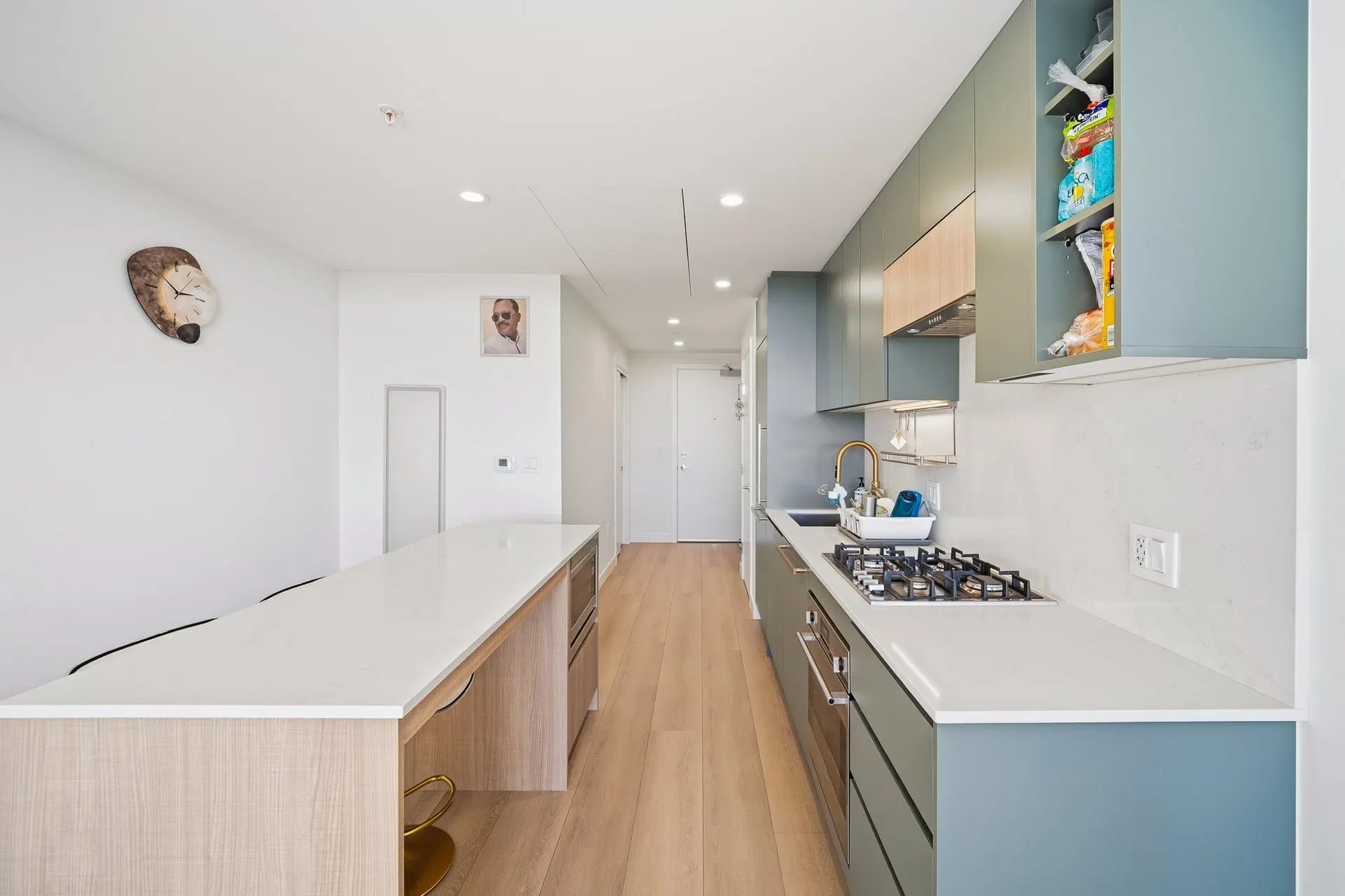 Photo 2 of 40 at #607 – 13573 98a Avenue