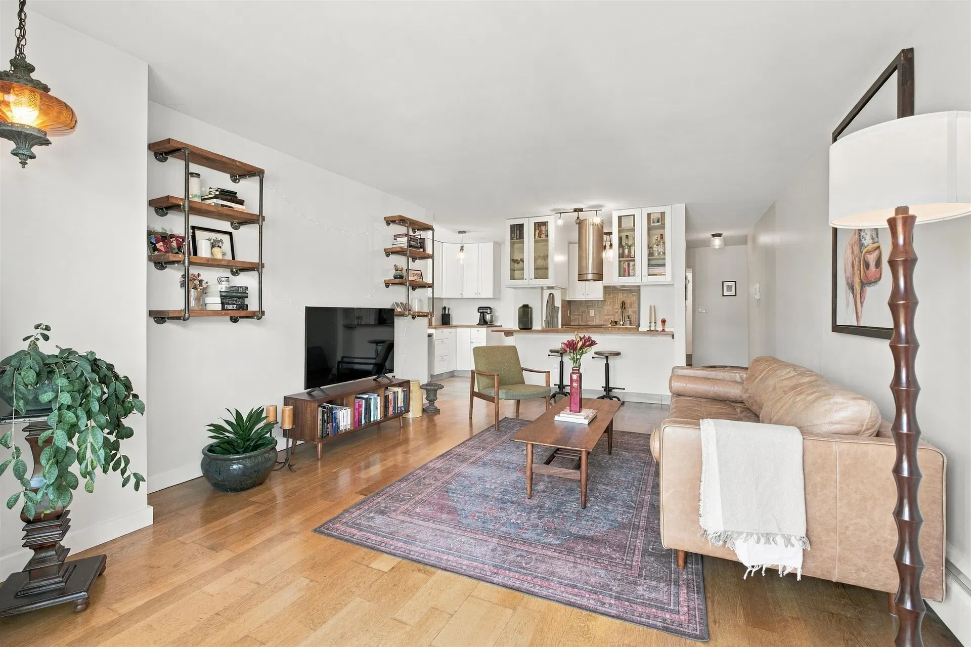 Photo 4 of 26 at #304 – 1611 E 3rd Avenue