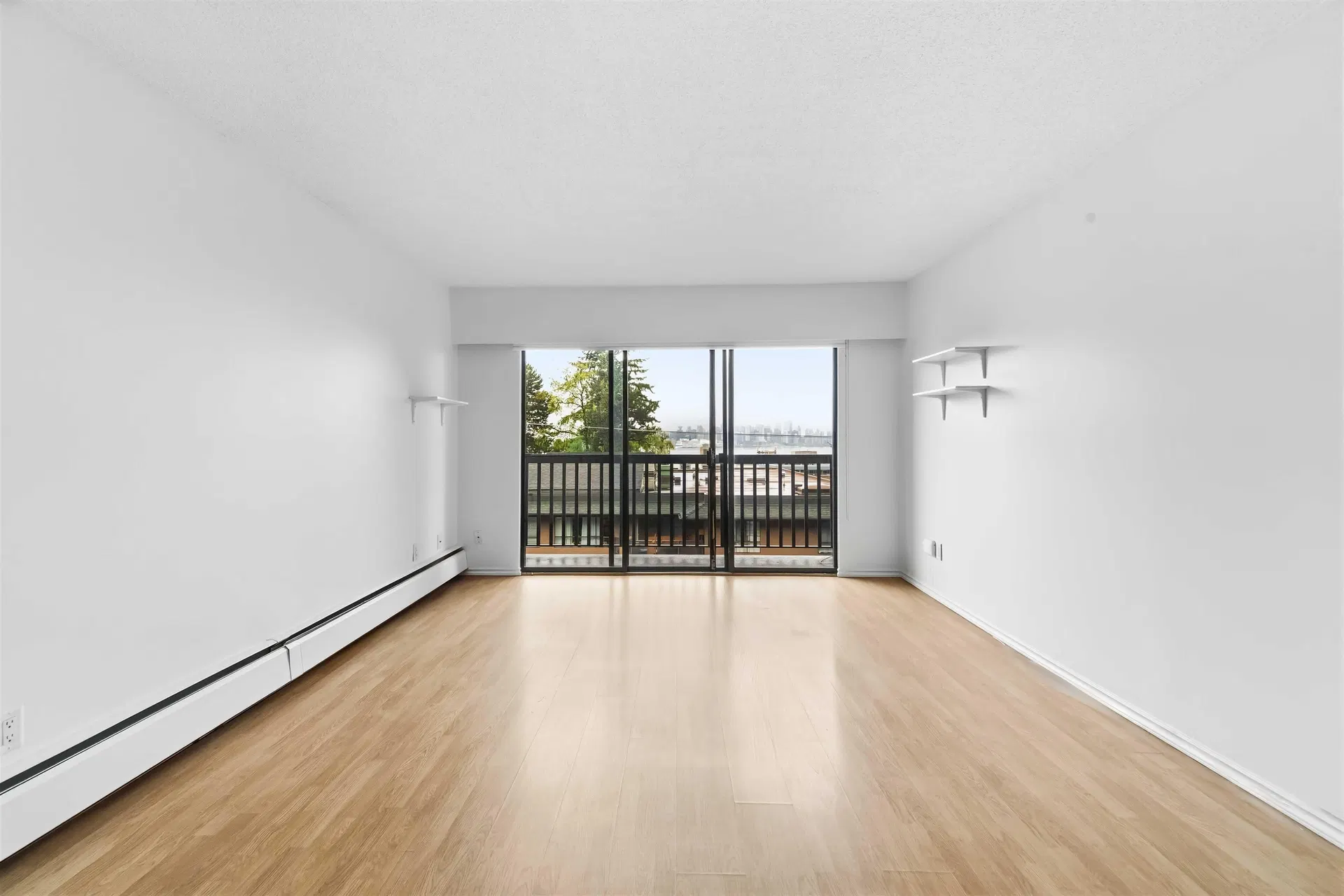 Photo 4 of 24 at #302 – 211 W 3rd Street