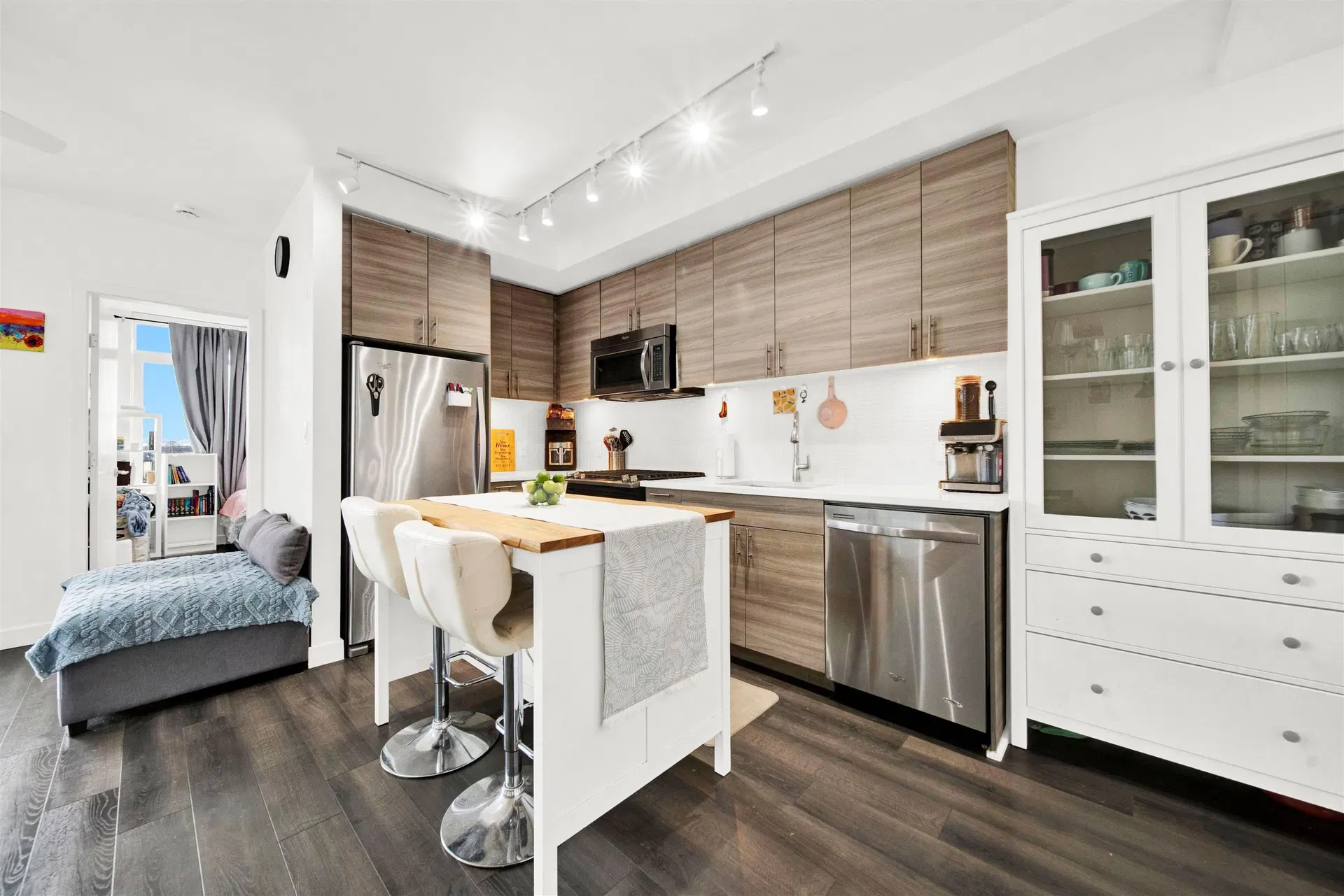 Photo 4 of 24 at #307 – 200 NW Nelson's Crescent Crescent