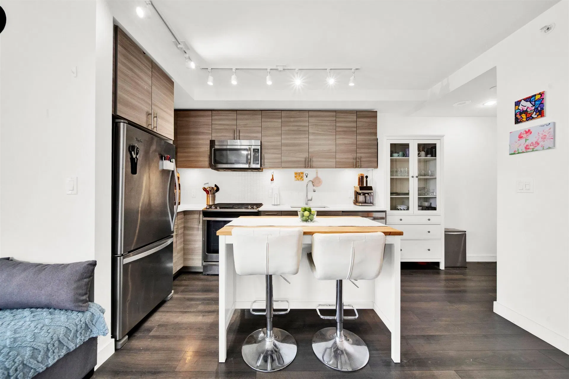 Photo 5 of 24 at #307 – 200 NW Nelson's Crescent Crescent