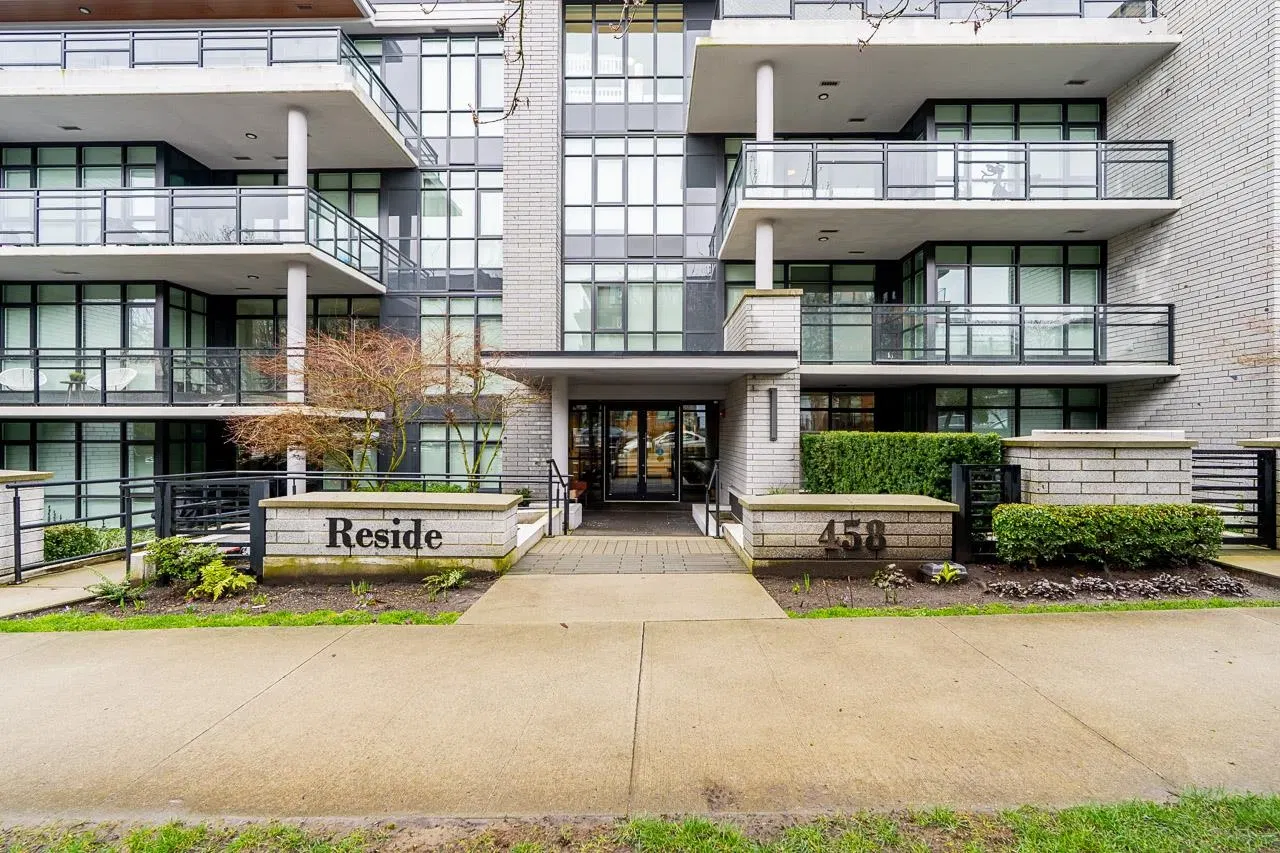 Photo 1 of 37 at #404 – 458 W 63rd Avenue