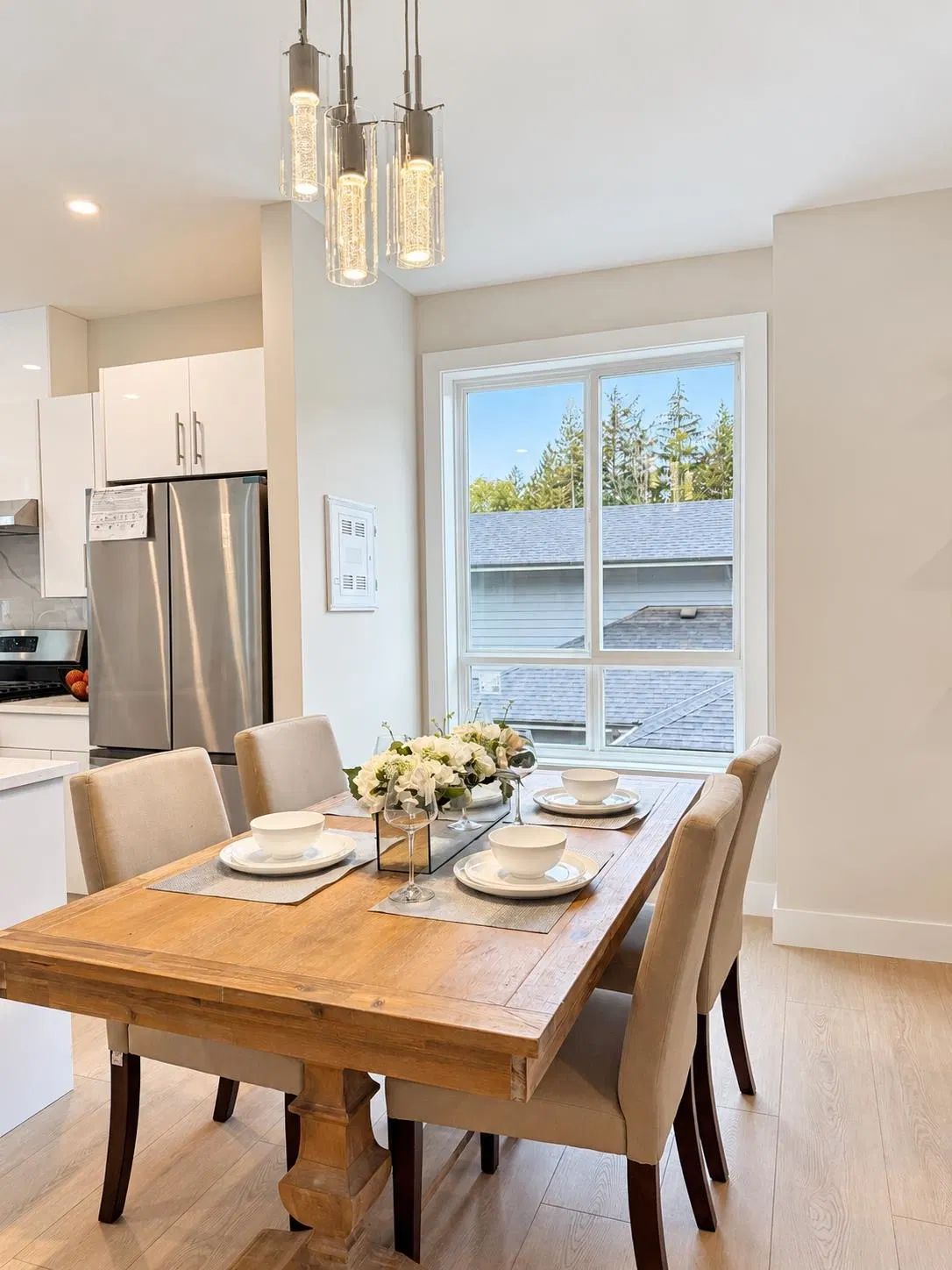 Photo 5 of 11 at #4 – 6095 Rosewood Place