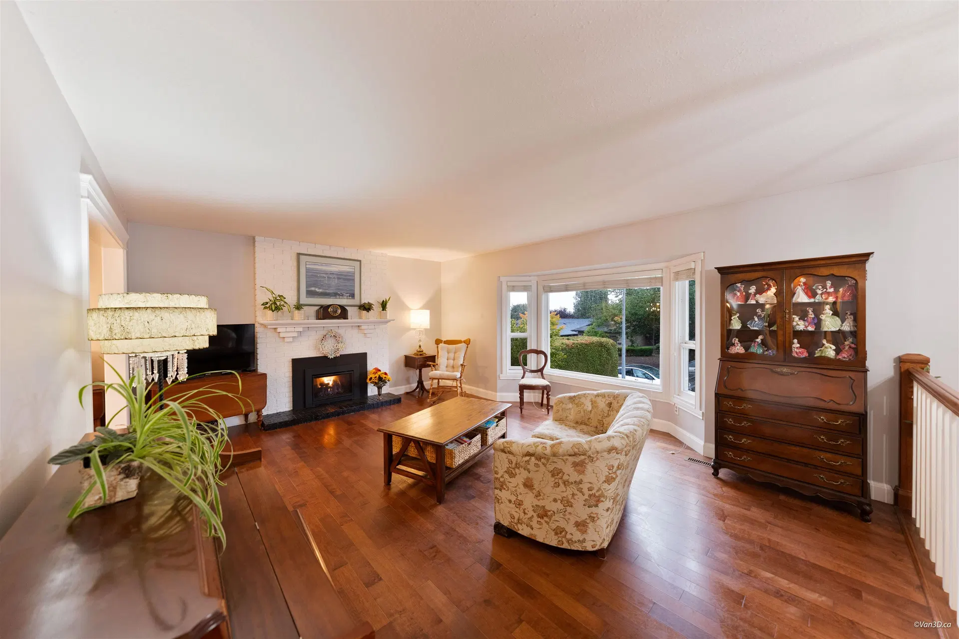 Photo 5 of 40 at 17245 59a Avenue