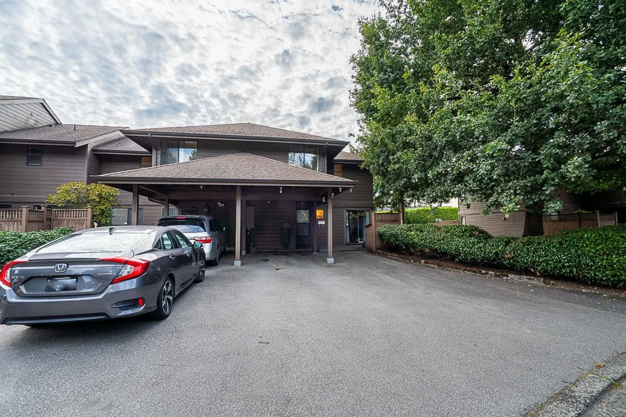 Photo 1 of 32 at 6531 Pimlico Way