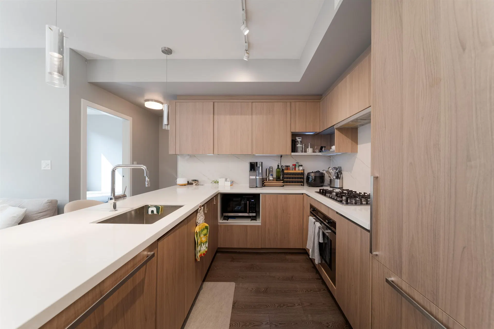 #210 – 9333 Tomicki Avenue