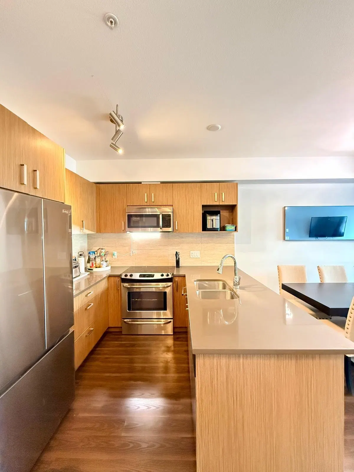 Photo 2 of 34 at #308 – 12040 222 Street
