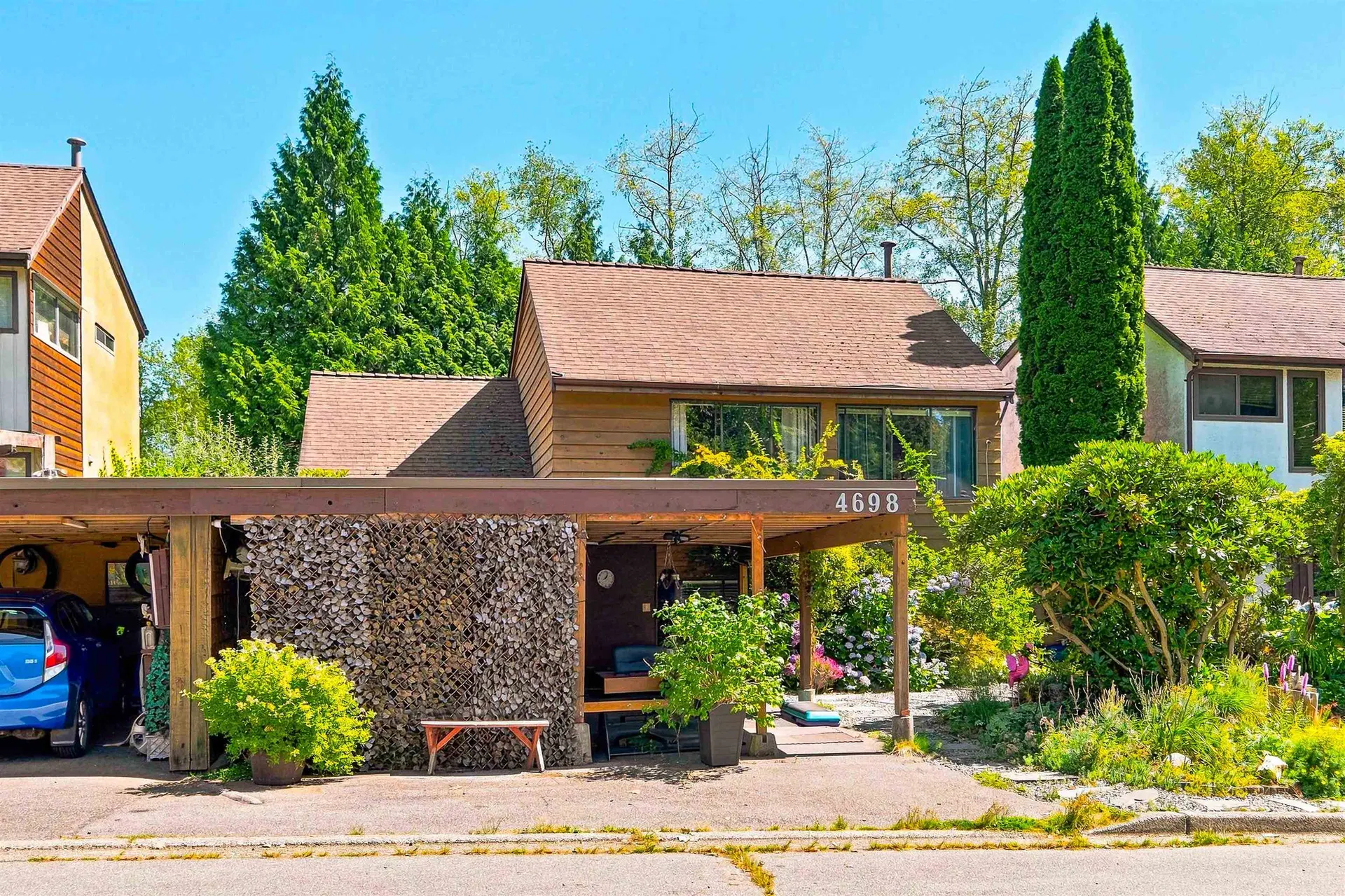 Photo 1 of 37 at 4698 Garden Grove Drive