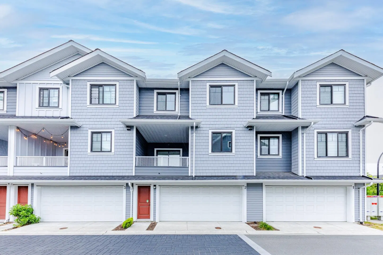 Photo 3 of 29 at #2 – 769 Ota Avenue