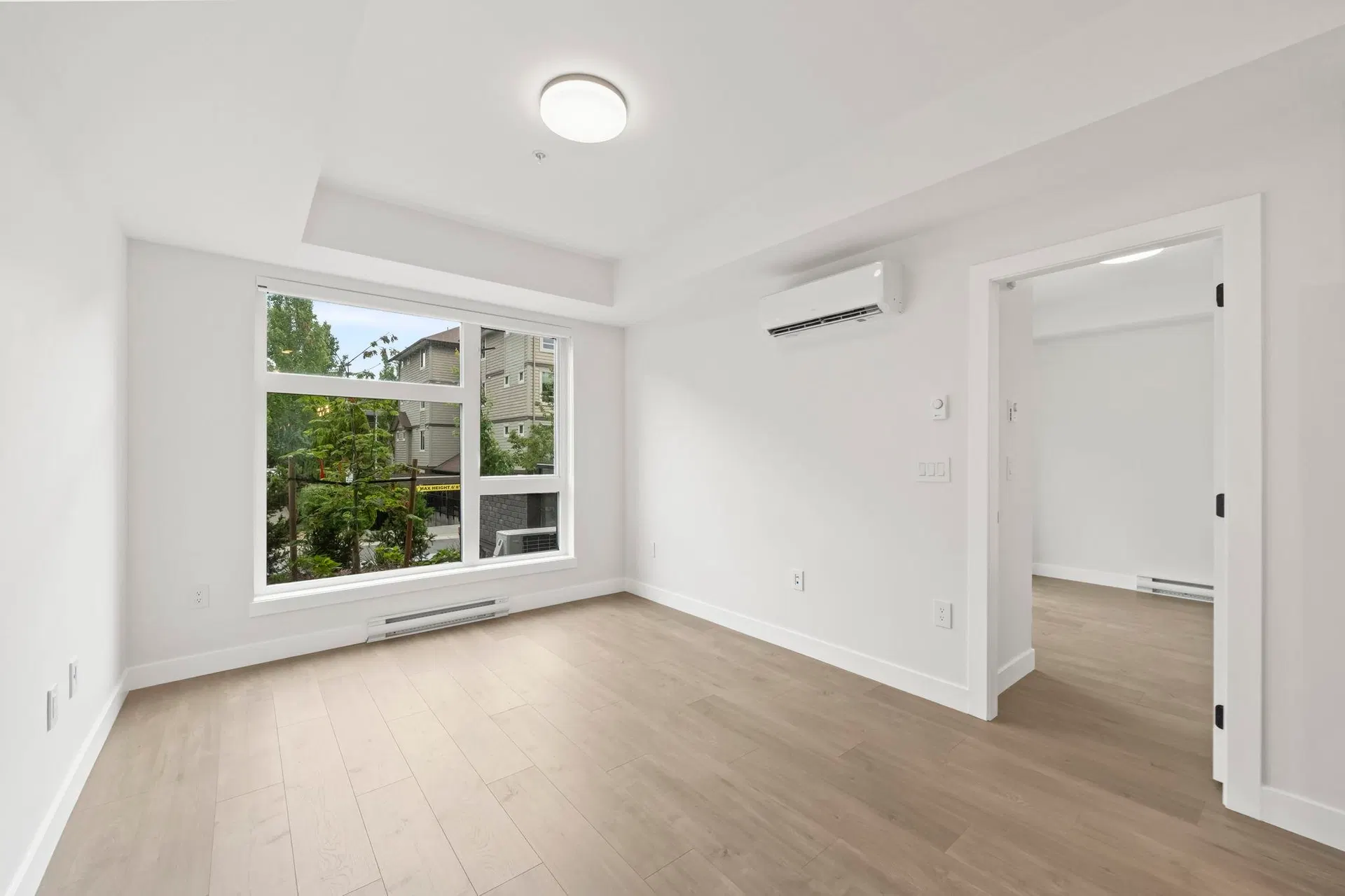 Photo 5 of 29 at #103 – 15353 17 Avenue
