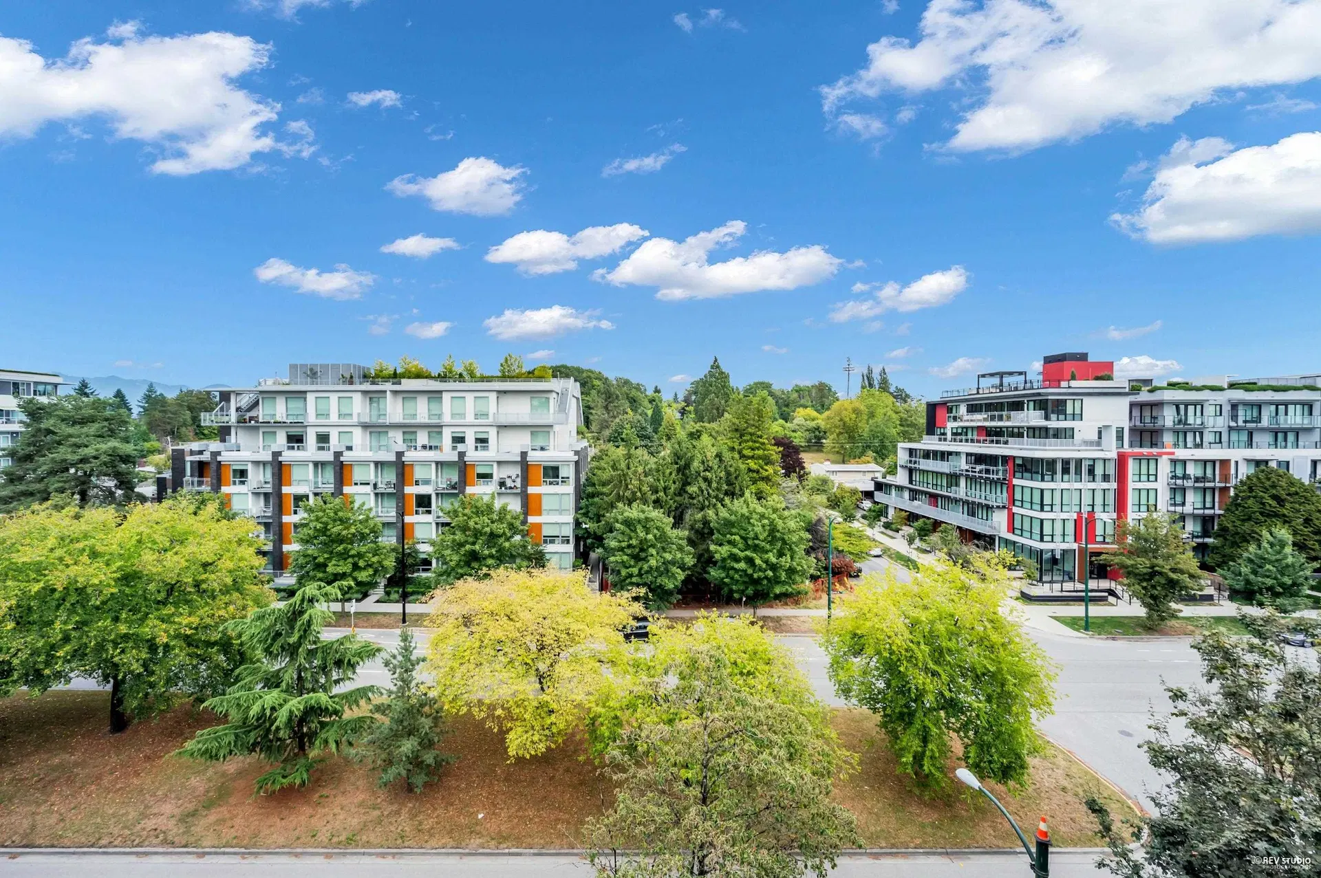 Photo 2 of 38 at #604 – 5077 Cambie Street