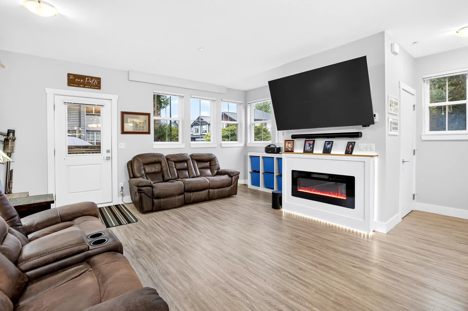 Photo 5 of 40 at #16 – 9989 240a Street
