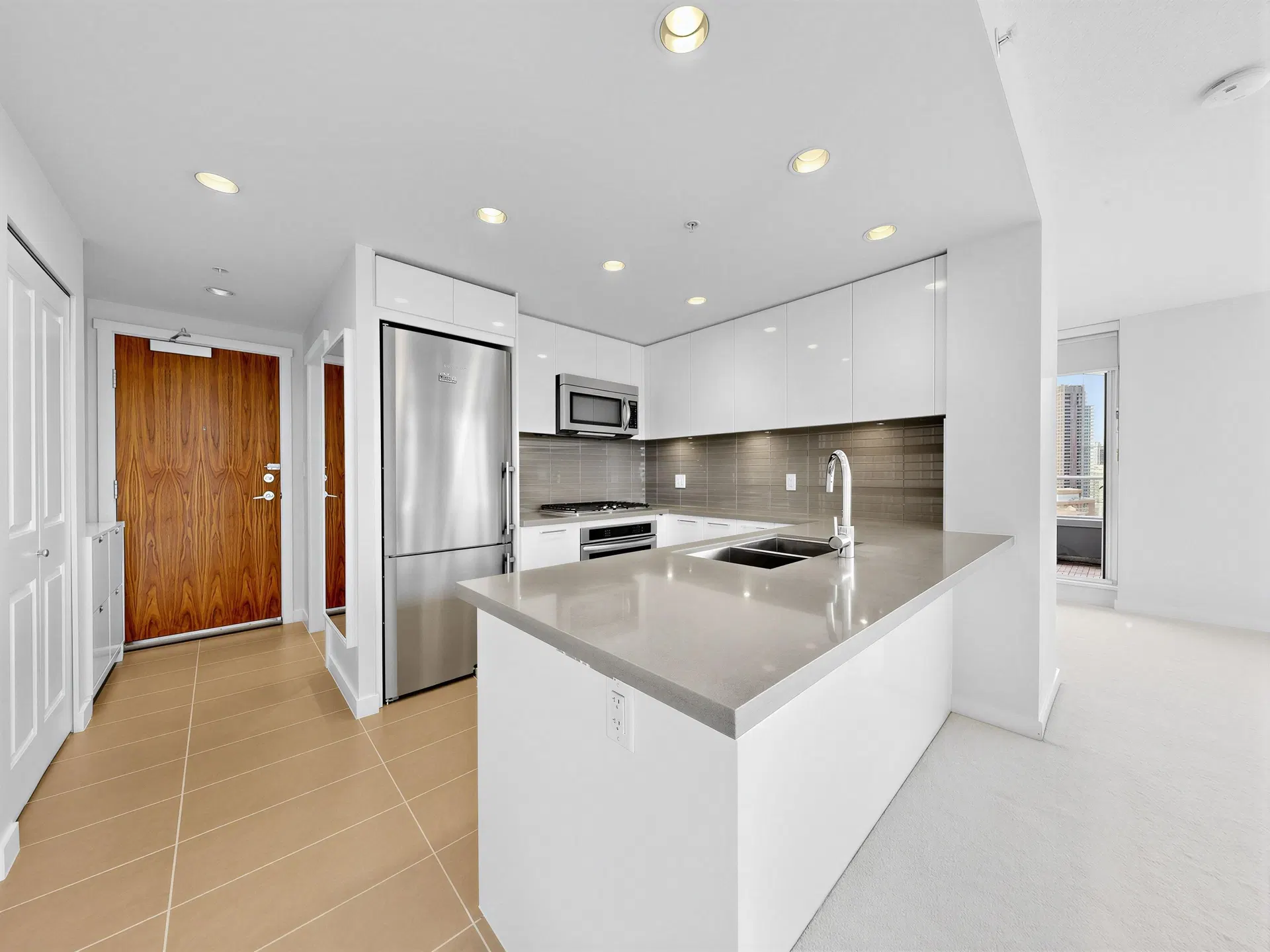 Photo 4 of 29 at #3302 – 4880 Bennett Street