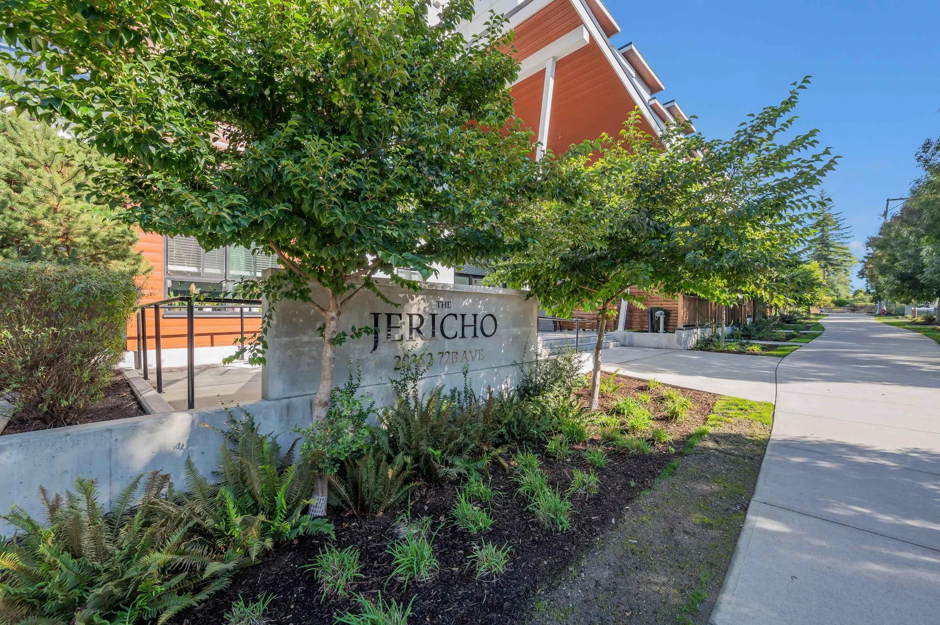 Photo 1 of 37 at #309 – 20362 72b Avenue