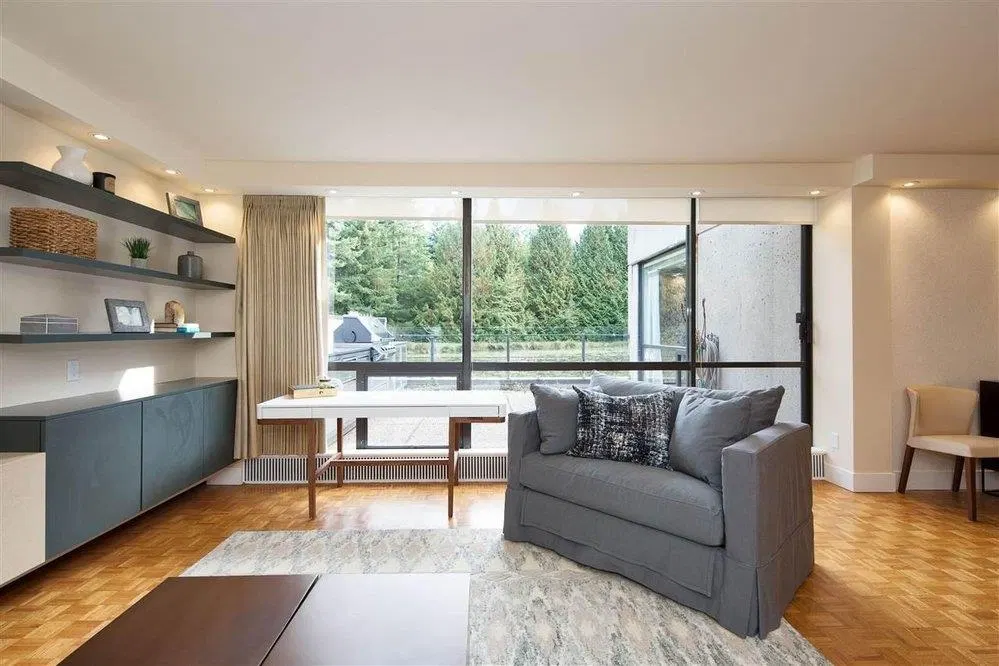 Photo 4 of 16 at #108 – 4900 Cartier Street